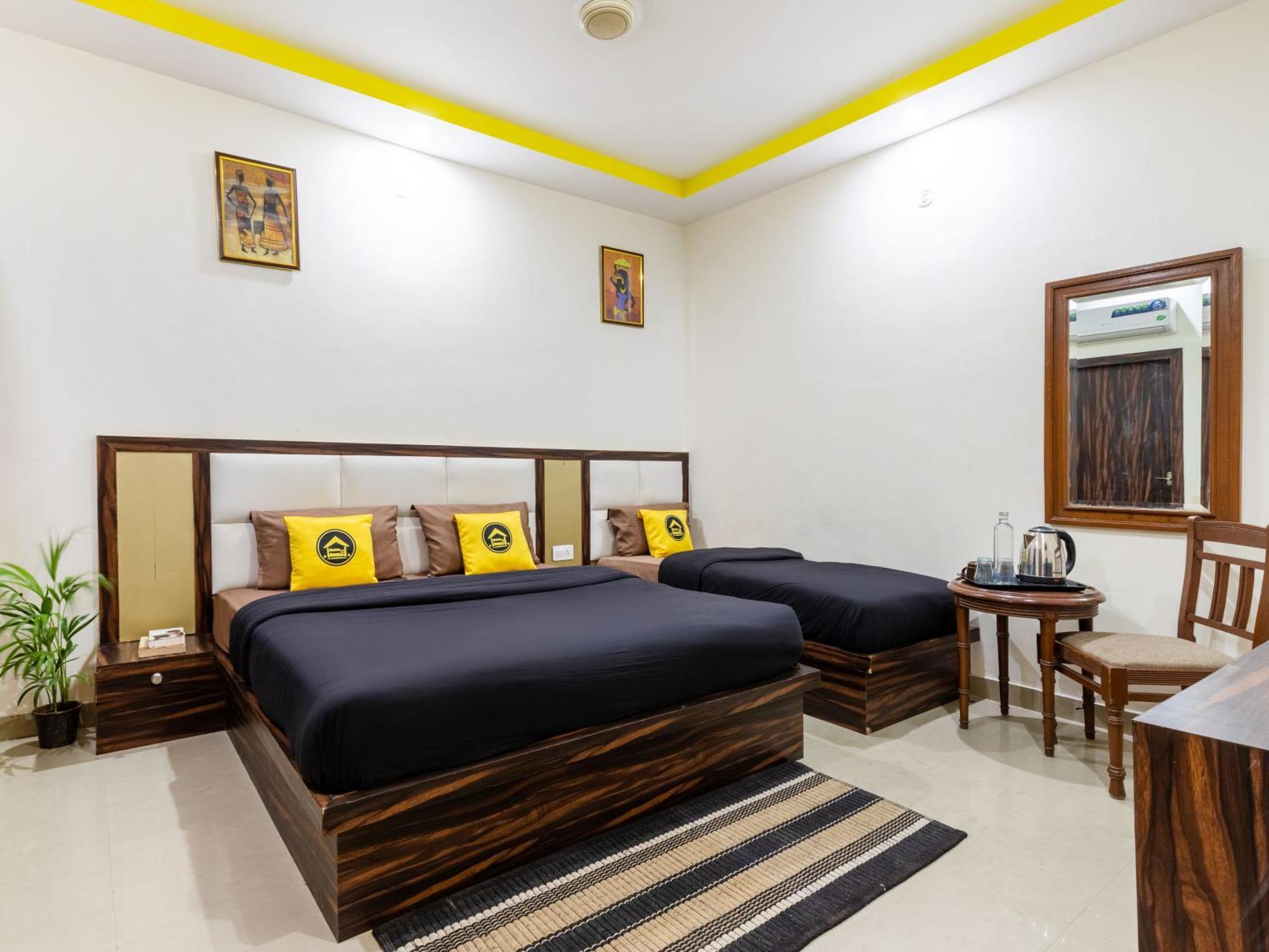 The Hosteller Agra آغْرا الغرفة الصورة