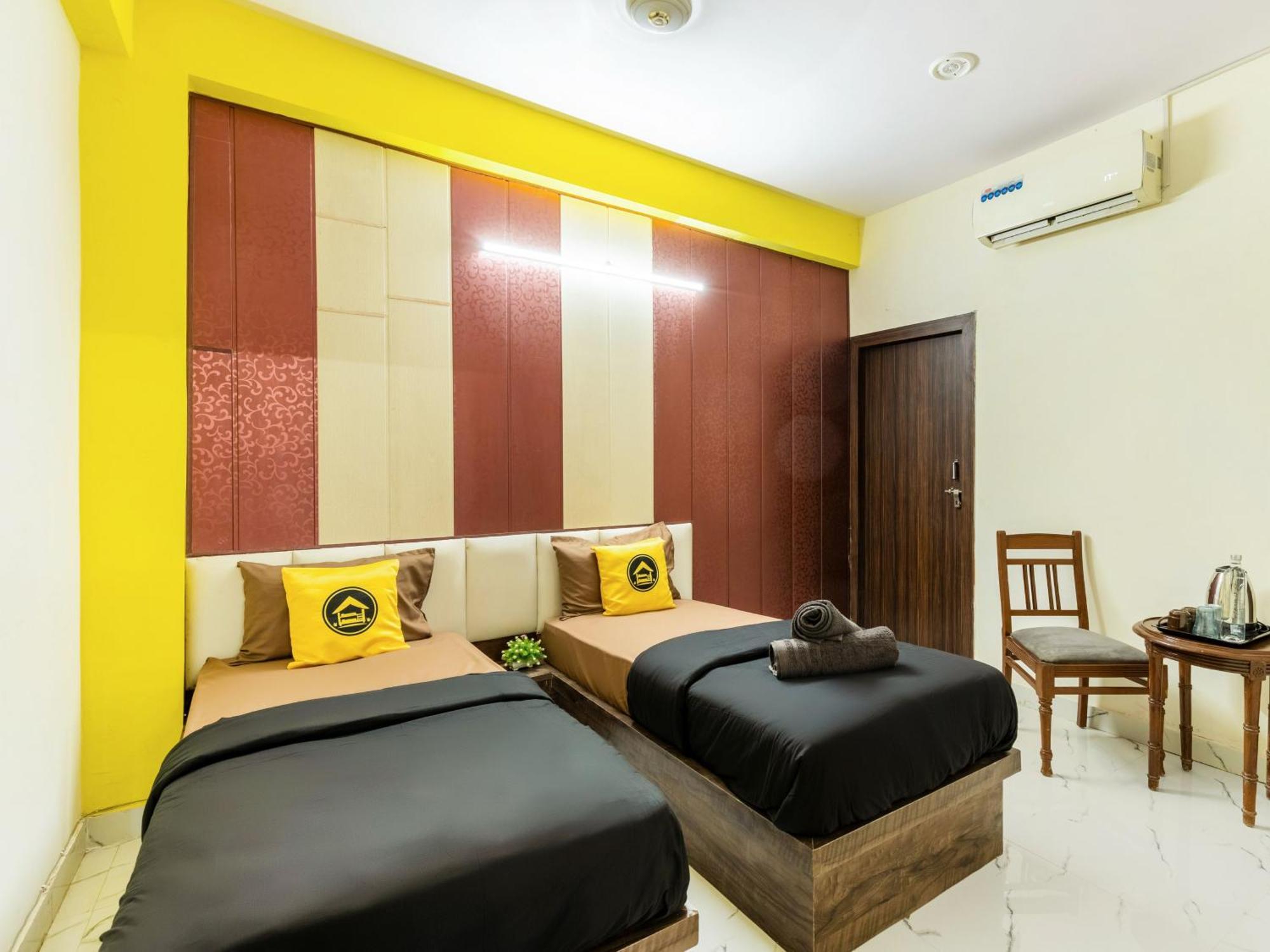 The Hosteller Agra آغْرا الغرفة الصورة
