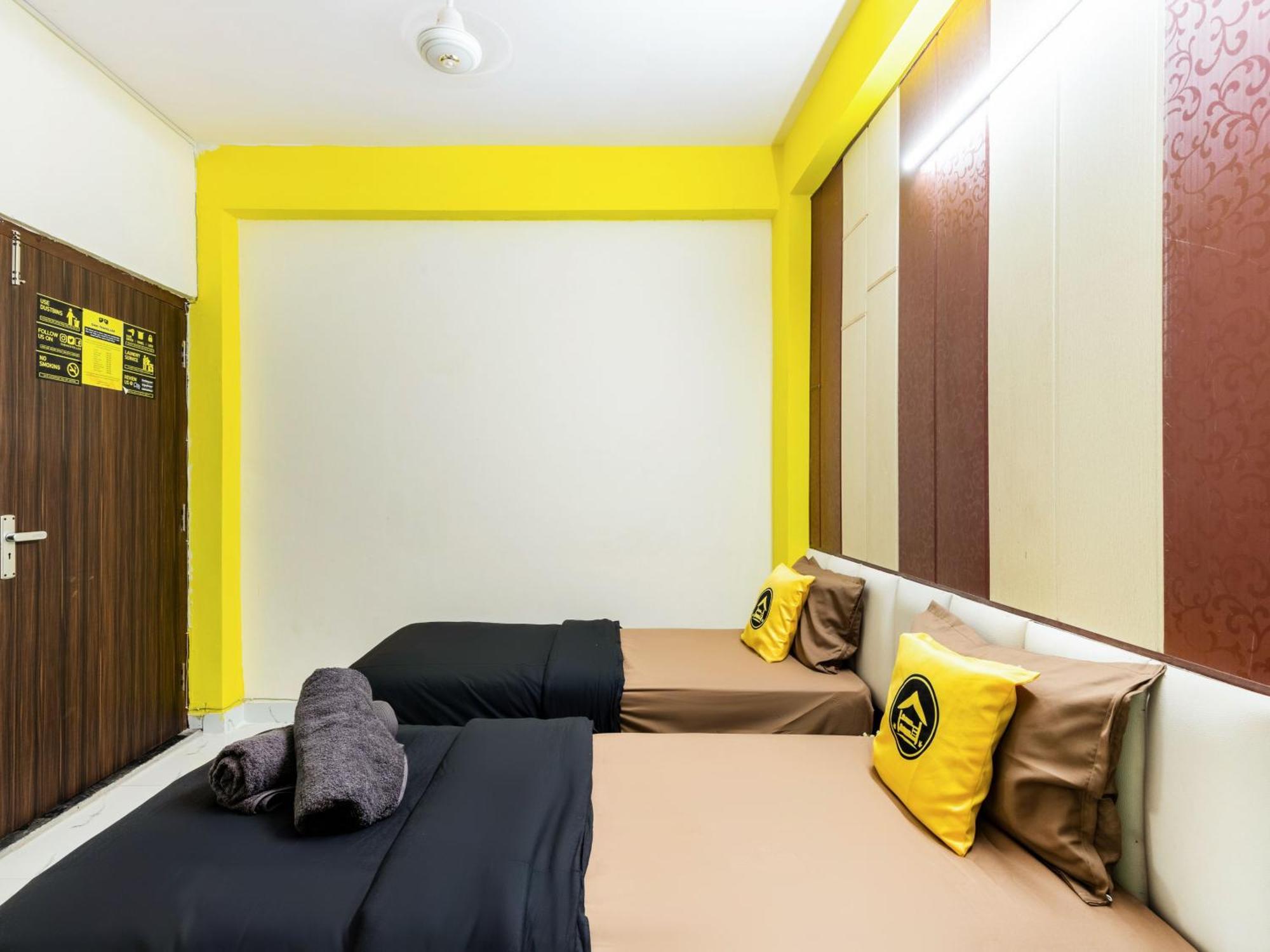 The Hosteller Agra آغْرا الغرفة الصورة