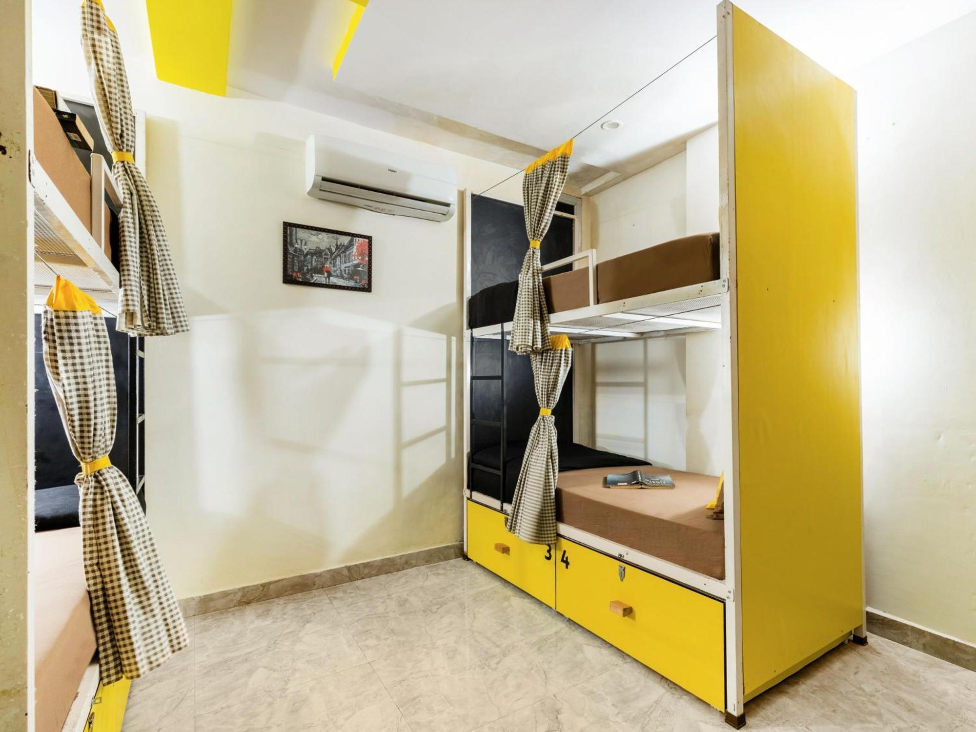 The Hosteller Agra آغْرا الغرفة الصورة